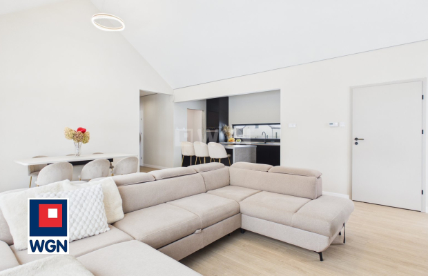 Dom jednorodzinny parterowy - projekt `Ekonomiczny 4T` , Gorzyca, gm. Lubin  
  
Ten dom łączy funkcjonalny projekt parterowy z