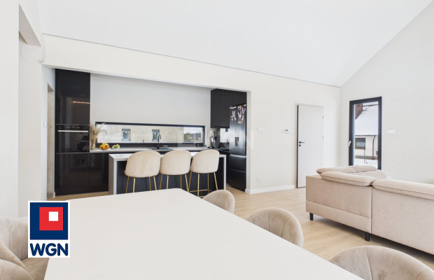 Dom jednorodzinny parterowy - projekt `Ekonomiczny 4T` , Gorzyca, gm. Lubin  
  
Ten dom łączy funkcjonalny projekt parterowy z