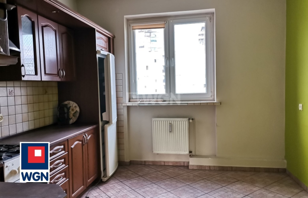 Polkowice, mieszkanie, 2 piętro, 3 pokoje, 82,2 m2, sprzedam, 328 000 zł.  
  
Na sprzedaż duże mieszkanie na 2 piętrze w bloku