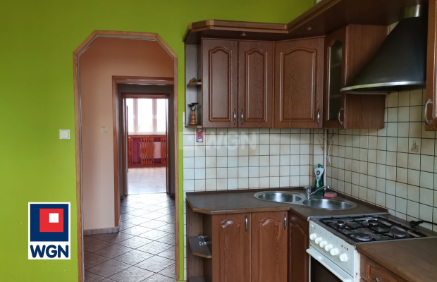 Polkowice, mieszkanie, 2 piętro, 3 pokoje, 82,2 m2, sprzedam, 328 000 zł.  
  
Na sprzedaż duże mieszkanie na 2 piętrze w bloku