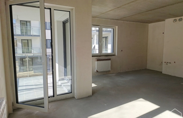 Apartament z tarasem i garderobą - nowe bud.