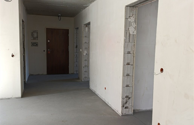 4-pokojowy apartament z dwoma balkonami