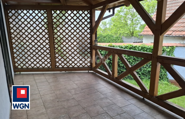 Sława, dom, 126 m2, działka 15 arów, sprzedam, 610 000 zł.  
  
Na sprzedaż dom nie wymagający żadnego nakładu finansowego w za