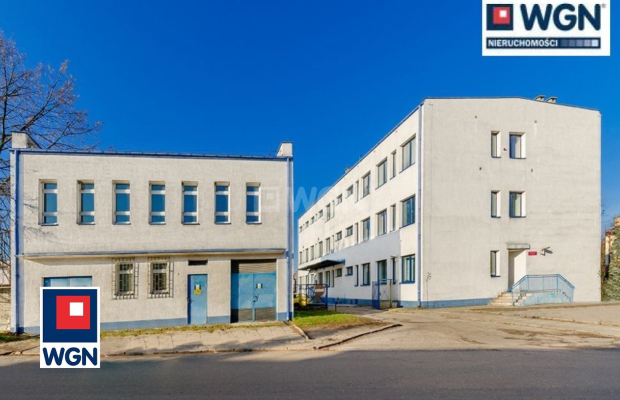 Łask, budynek biurowo-techniczny, 1850 m2, sprzedam, 530 000 zł, netto.  
  
Na sprzedaż budynek biurowy z budynkiem techniczny