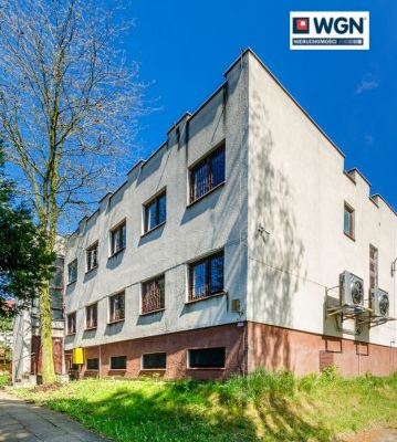 Włocławek, budynek biurowo-techniczny, 1453 m2, sprzedam, 1 000 000 zł, netto.  
  
Duże powierzchnie biurowe blisko trasy wylo