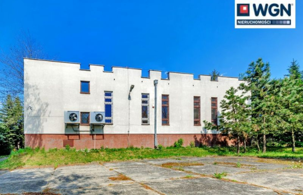 Włocławek, budynek biurowo-techniczny, 1453 m2, sprzedam, 1 000 000 zł, netto.  
  
Duże powierzchnie biurowe blisko trasy wylo