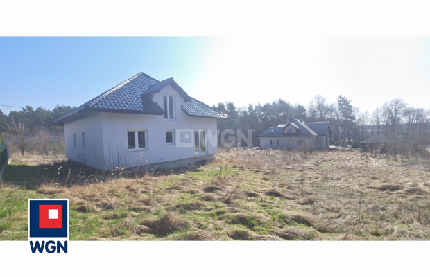 Kotla, dom stan surowy zamknięty, działka 7,6 ara, sprzedam, 850 000 zł.  
  
  
Zapraszam do zapoznania się z ofertą sprzedaży