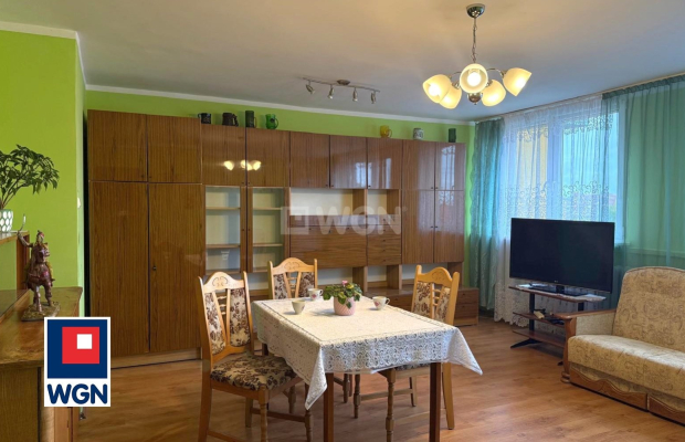 Lubin, mieszkanie, 4 piętro, 3 pokoje, 63,2 m2, sprzedam, 310 000 zł (do negocjacji).  
  
  
Na sprzedaż mieszkanie na IV pięt