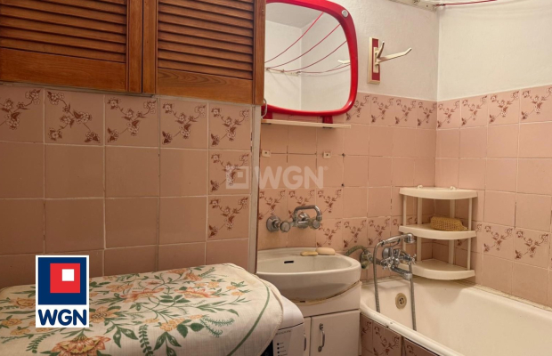 Lubin, mieszkanie, 4 piętro, 3 pokoje, 63,2 m2, sprzedam, 310 000 zł (do negocjacji).  
  
  
Na sprzedaż mieszkanie na IV pięt