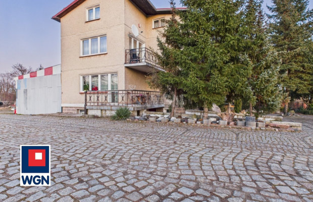 Gwizdanów, gmina Rudna, dom 260 m2, działka 34 ar, sprzedam, 890 000 zł.  
  
Zapraszam do zapoznania się z ofertą sprzedaży ko