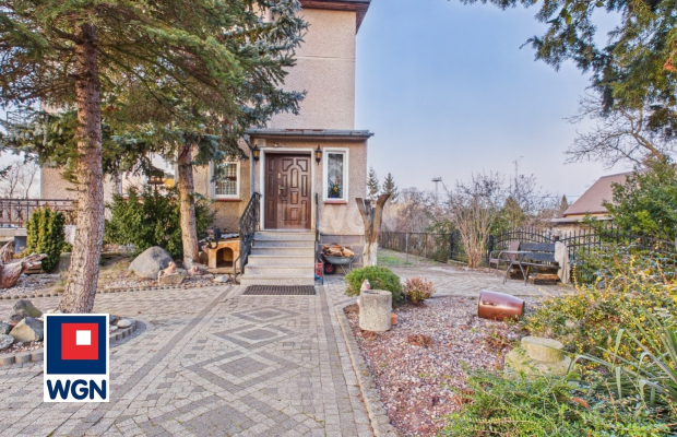 Gwizdanów, gmina Rudna, dom 260 m2, działka 34 ar, sprzedam, 890 000 zł.  
  
Zapraszam do zapoznania się z ofertą sprzedaży ko