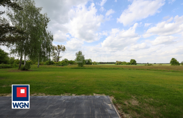 Niegosławice, dom 125 m2, działka 22 ar, sprzedam, cena 850000 zł.

Na sprzedaż nowy dom w stanie deweloperskim, posadowiony w 