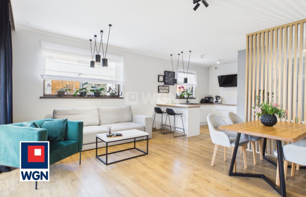 Zapraszam do zapoznania się z wyjątkową ofertą sprzedaży bliźniaka w Lubinie. 
 
Największą siłą tej nieruchomości jest ponad 3