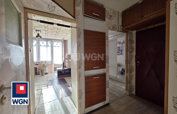 Nowa Sól, mieszkanie, 3 pokoje, 2 piętro, 50 m2, sprzedam, 279 000 zł.  
  
Na sprzedaż mieszkanie do generalnego remontu, poło