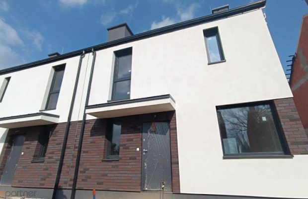 BLIŹNIAK w dobrej lokalizacji! Okazja!