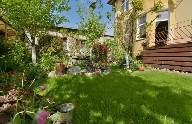 Klasyczna przedwojenna willa miejska ze schronem