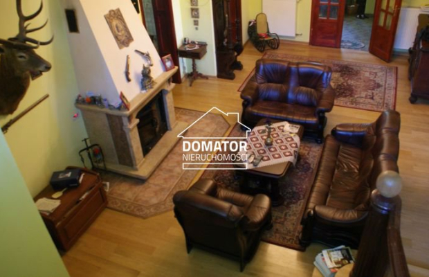 Zespół dworsko-parkowy w gminie Kcynia  
Zespół dworsko-parkowy w gminie Kcynia zlokalizowany jest na działce o pow.3,3396 ha W