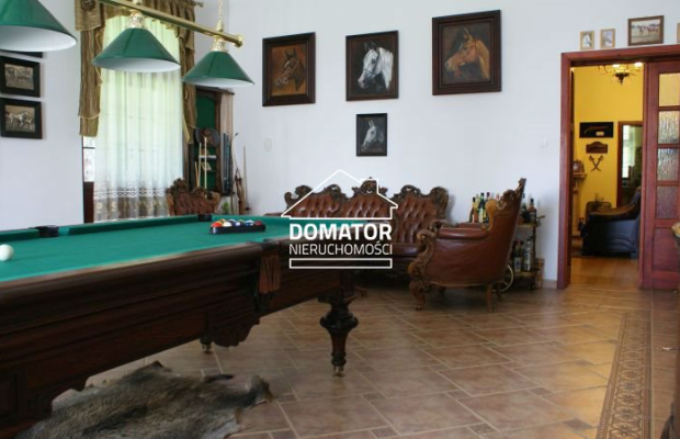 Zespół dworsko-parkowy w gminie Kcynia  
Zespół dworsko-parkowy w gminie Kcynia zlokalizowany jest na działce o pow.3,3396 ha W