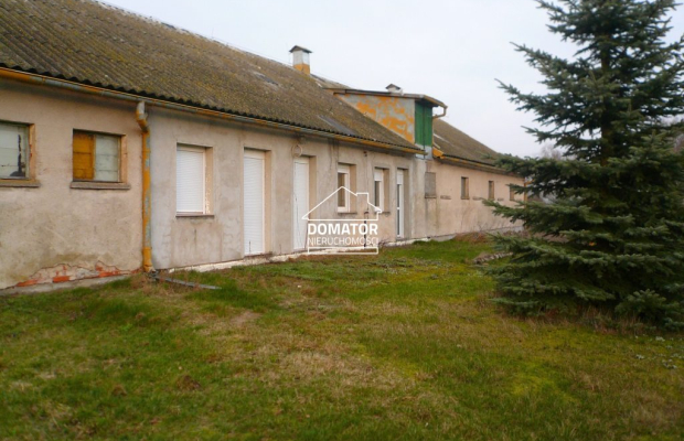 Nieruchomość nad jeziorem na działce 3200 m2