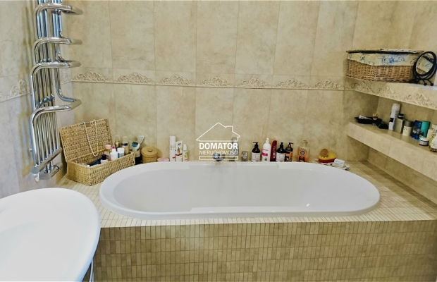 Atrakcyjna posiadłość na Miedzyniu-2 nieruchomości