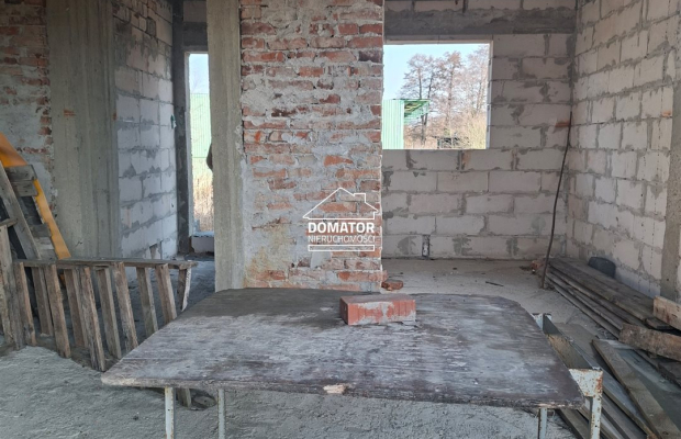 Dom na sprzedaż - spokojna okolica !