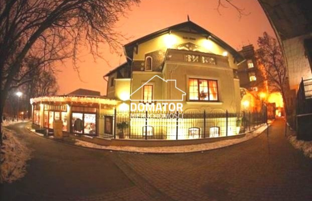 Ekskluzywny obiekt restauracyjno-hotelowy   
 
Przedstawiamy Państwu na sprzedaż ekskluzywny obiekt restauracyjno-apartamentowy