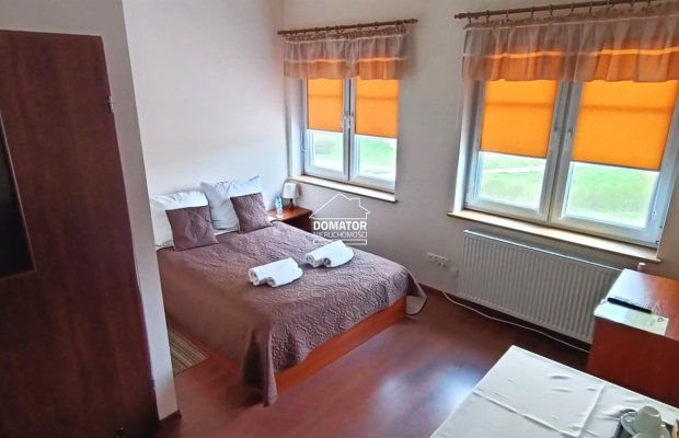 Duży obiekt gastronomiczno-hotelowy