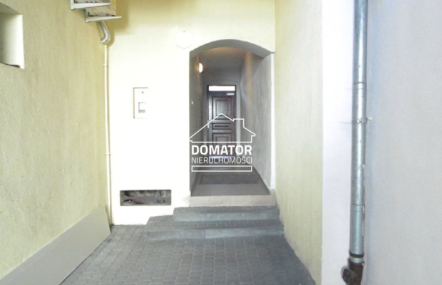 Dochodowa kamienica w centrum miasta