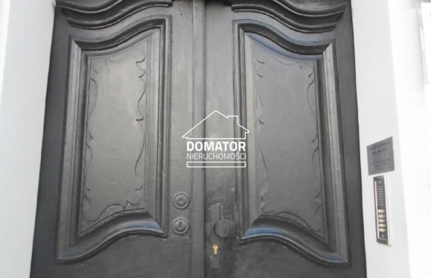 Dochodowa kamienica w centrum miasta