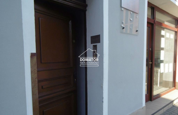 Dochodowa kamienica w centrum miasta