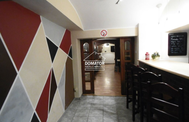 Klimatyczny lokal na sprzedaż w centrum miasta.