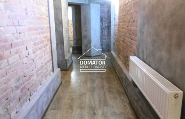 Klimatyczny lokal na sprzedaż w centrum miasta.