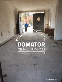 Okazja .Do wynajęcia magazyn 300m2 z garażem z kanałem i dwoma innymi garażami w super lokalizacji przy ulicy Grunwaldzkiej w B