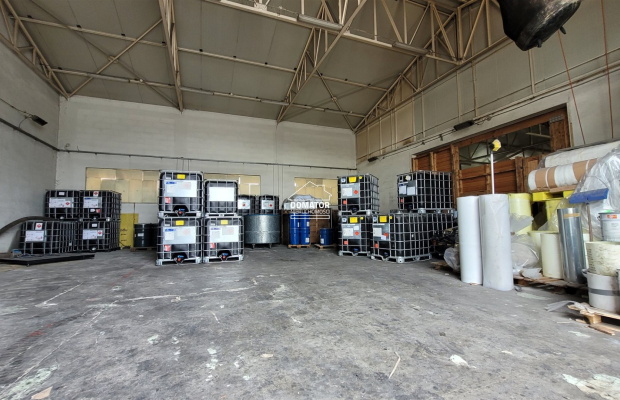 Hale produkcyjno-magazynowe + budynek biurowy