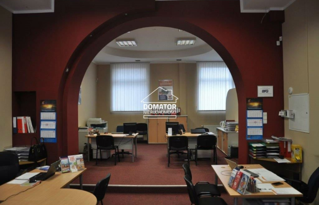 Lokal 61m2 ul. Śniadeckich, parter z witryną