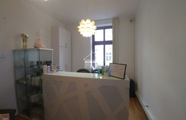 Atrakcyjny lokal 115 m2 na ulicy Długiej