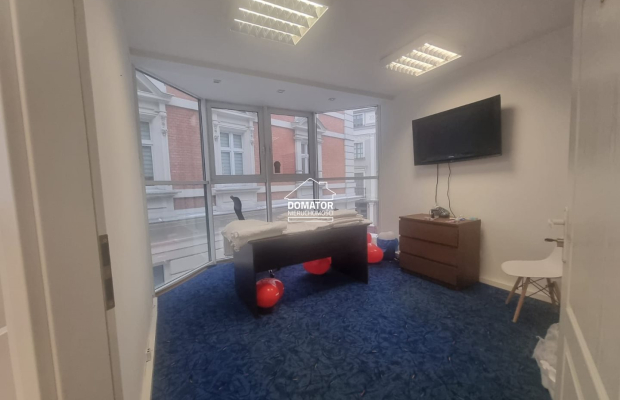 Atrakcyjny lokal biurowy przy ulicy Długiej, 94m2