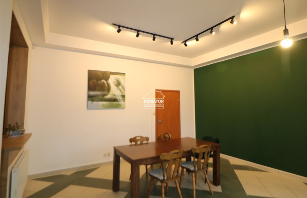 Przedstawiam Państwu Lokal z witrynami położony w bardzo atrakcyjnej lokalizacji w centrum Osielska.  
  Powierzchnia 70 m2( z 