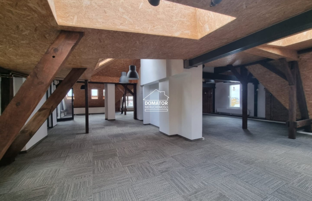 Loftowe poddasze usługowe na wynajem .