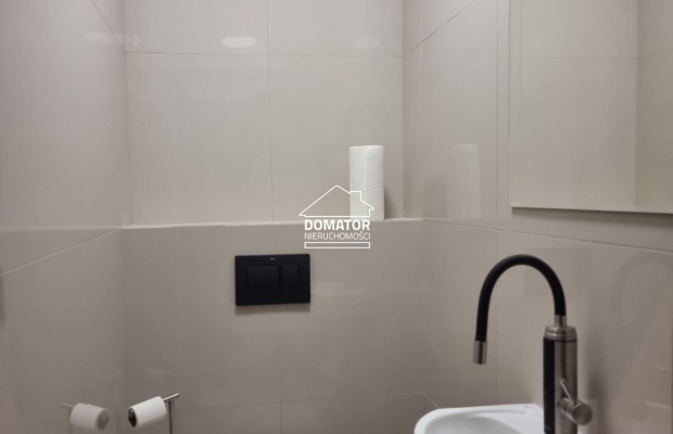 Lokale usługowe , ścisłe centrum .