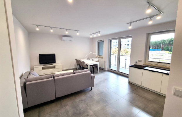 Komfortowe 65 m²  z garderobą i tarasem - Zaświat