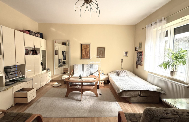 Parter domu ok. 110 m2 z ogrodem - Jary