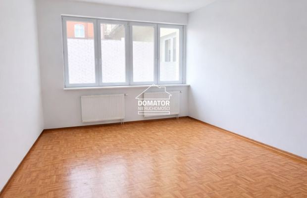 Przestronne mieszkanie w bloku - Centrum miasta!