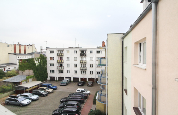 Przestronna kawalerka 46 m2 ul. Świętojańska.