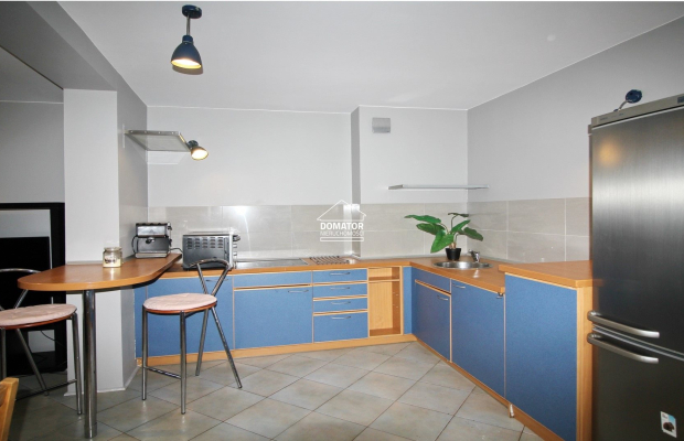 Przestronna kawalerka 46 m2 ul. Świętojańska.