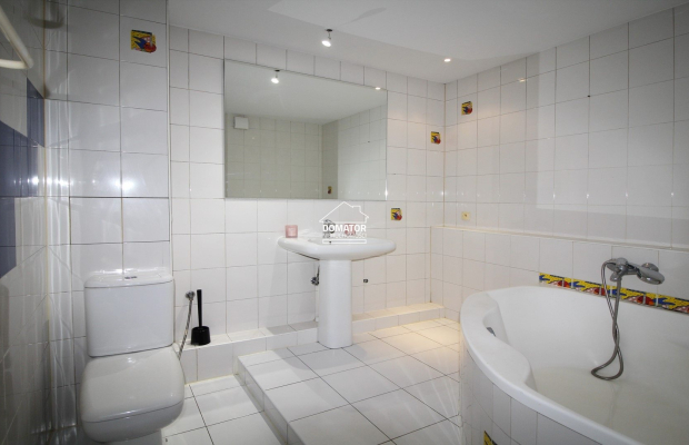 Przestronna kawalerka 46 m2 ul. Świętojańska.