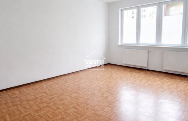 Przestronne mieszkanie w bloku - Centrum miasta!