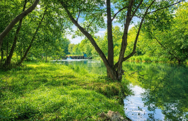 Działka budowlana 7600 m² nad rzeką Brdą.