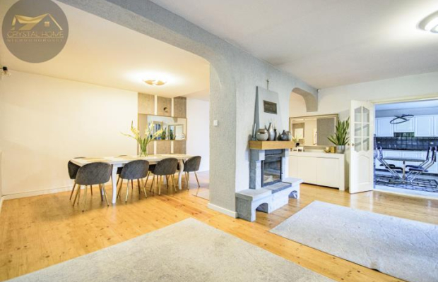 PIĘKNY DOM POD SAMYM LASEM Z WIDOKIEM NA GÓRY