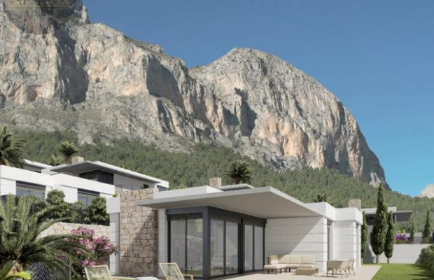 Doskonała willa z widokiem na góry w Polop